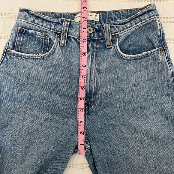 Abercrombie & Fitch The loose high-rise Jean-EUC - Picture 10 of 12